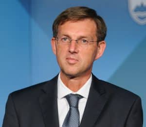 Pogovor z dekanom Pravne fakultete dr. Mirom Cerarjem